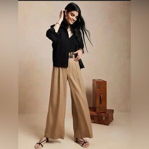 Banana Republic size 2 soft tencel pants